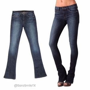{JOE’S JEANS} The Chelsea Micro Flare Skinny Jeans